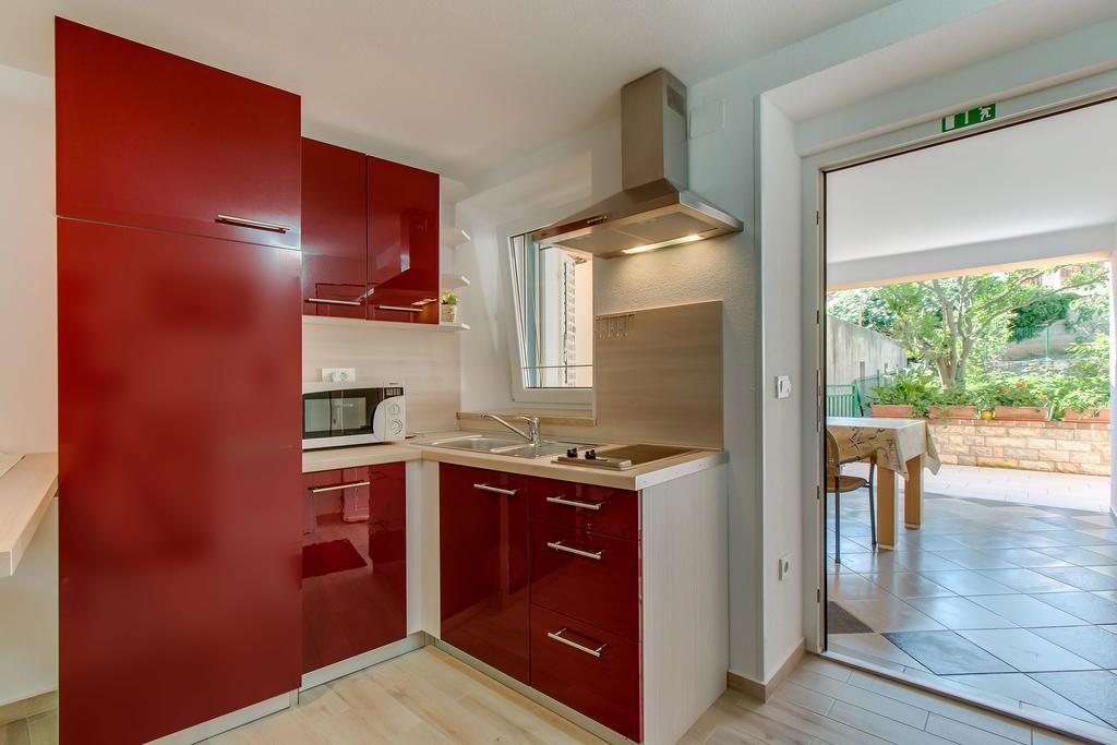 Apartments Leila Mali Lošinj Extérieur photo